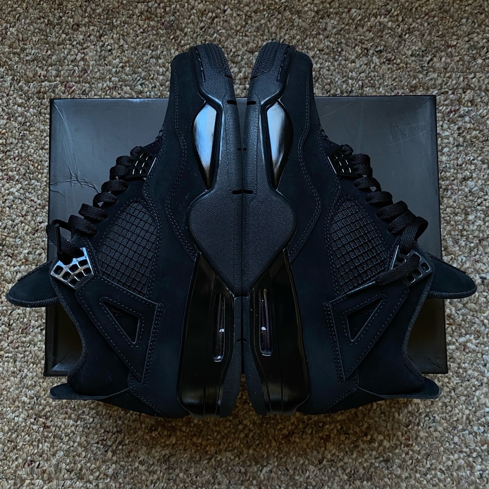 Jordan 4 Retro Black Cat (2020) - Picture 4 of 7